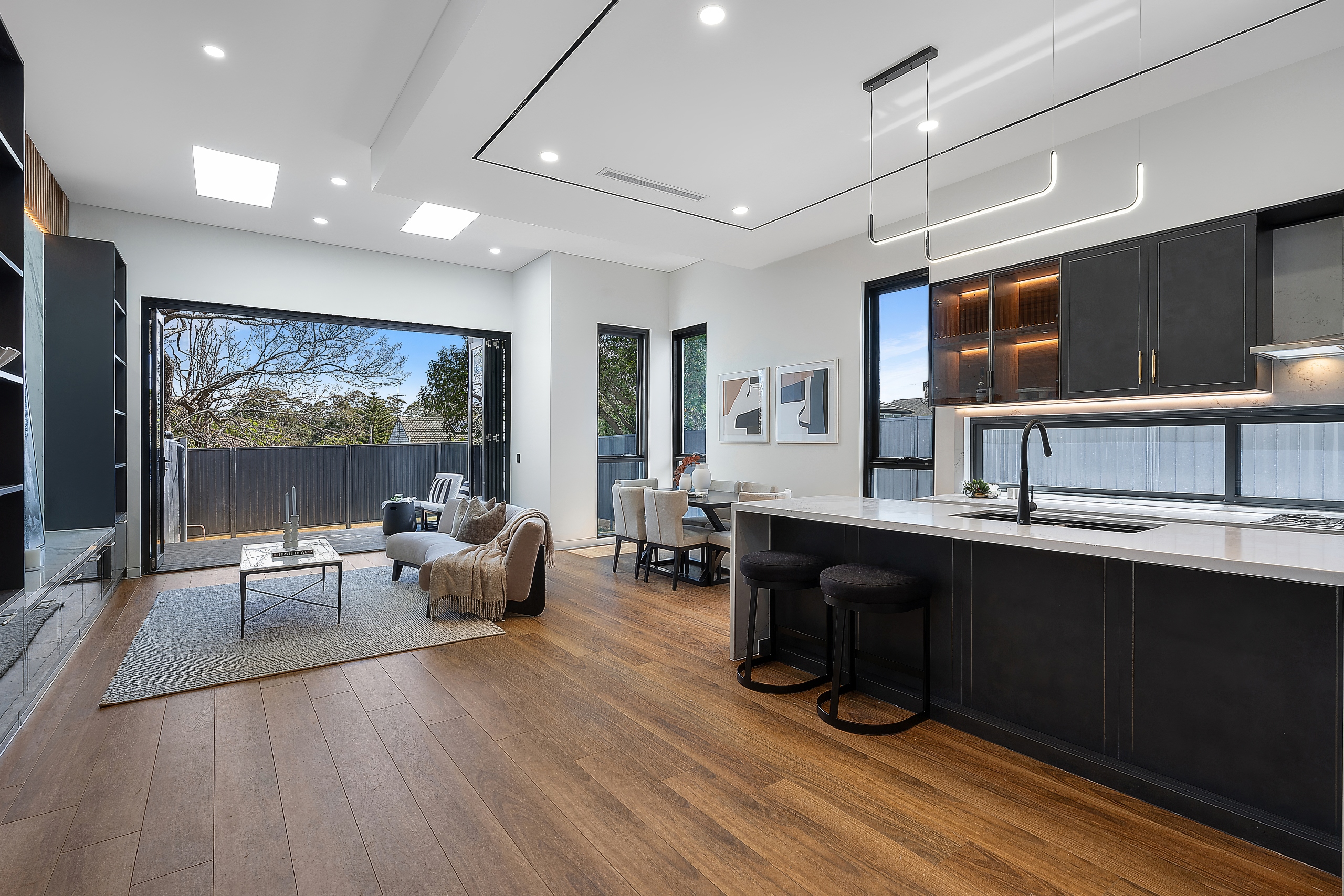 Trevitt Rd, North Ryde